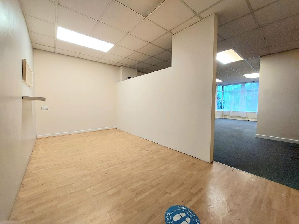 Second Commercial Room