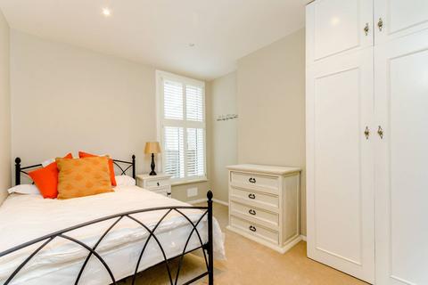 2 bedroom flat to rent, Balvernie Grove, Southfields, London, SW18