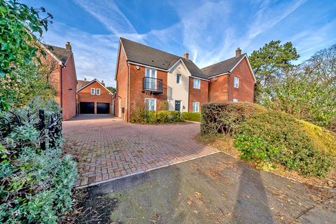 Firs Walk, Burntwood WS7