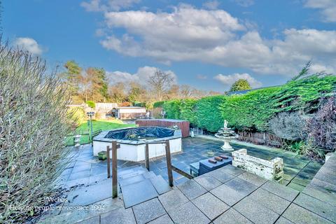 3 bedroom house for sale, Rawnsley Road, Cannock WS12
