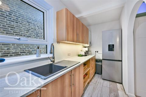 2 bedroom apartment for sale, Stanger Road, South Norwood