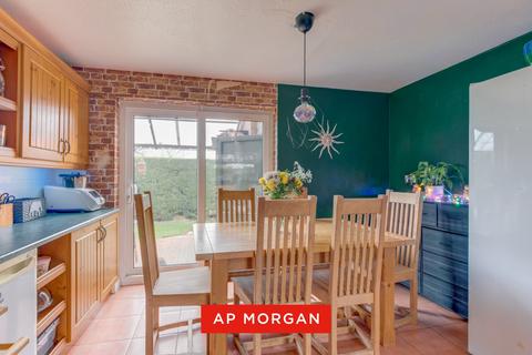 undefined, Patch Lane, Oakenshaw, Redditch, B98