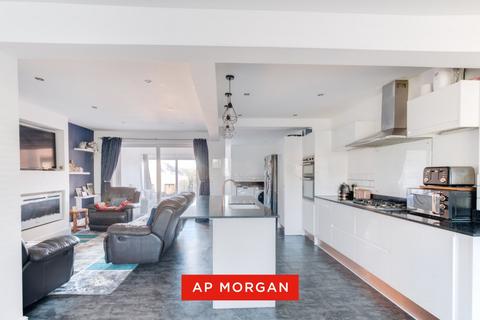 undefined, Brook End Drive, Henley-in-Arden, Warwickshire, B95