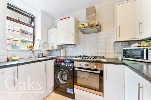 4 bedroom apartment for sale, Poynders Gardens, Clapham