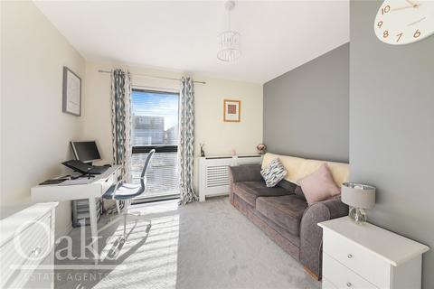 2 bedroom apartment for sale, Cairns Avenue, Streatham