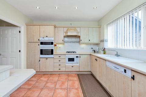 undefined, Curlew Crescent, Royston SG8