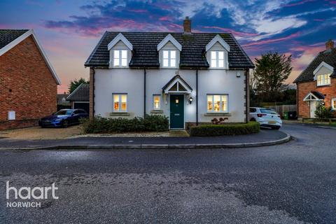 undefined, Bell Meadow, Hingham