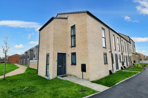 2 bedroom end of terrace house for sale, Shergar Way, Salford, M6