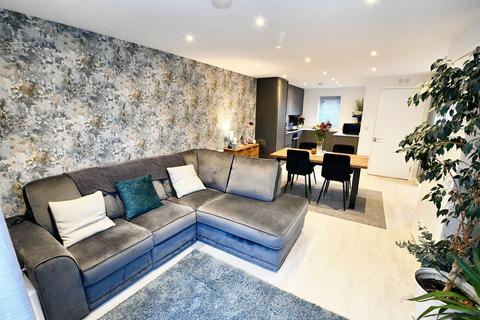 2 bedroom end of terrace house for sale, Shergar Way, Salford, M6
