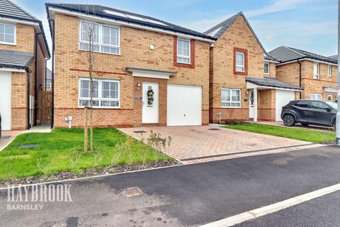 4 bedroom detached house for sale - Netherfield Gardens, Wombwell
