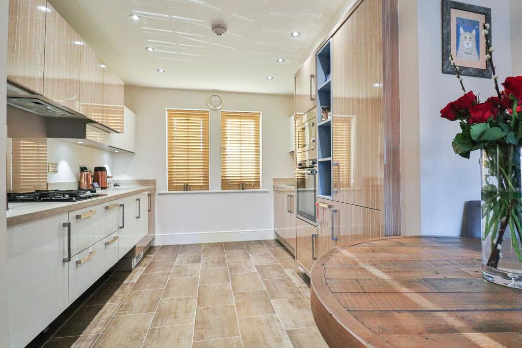Kitchen II