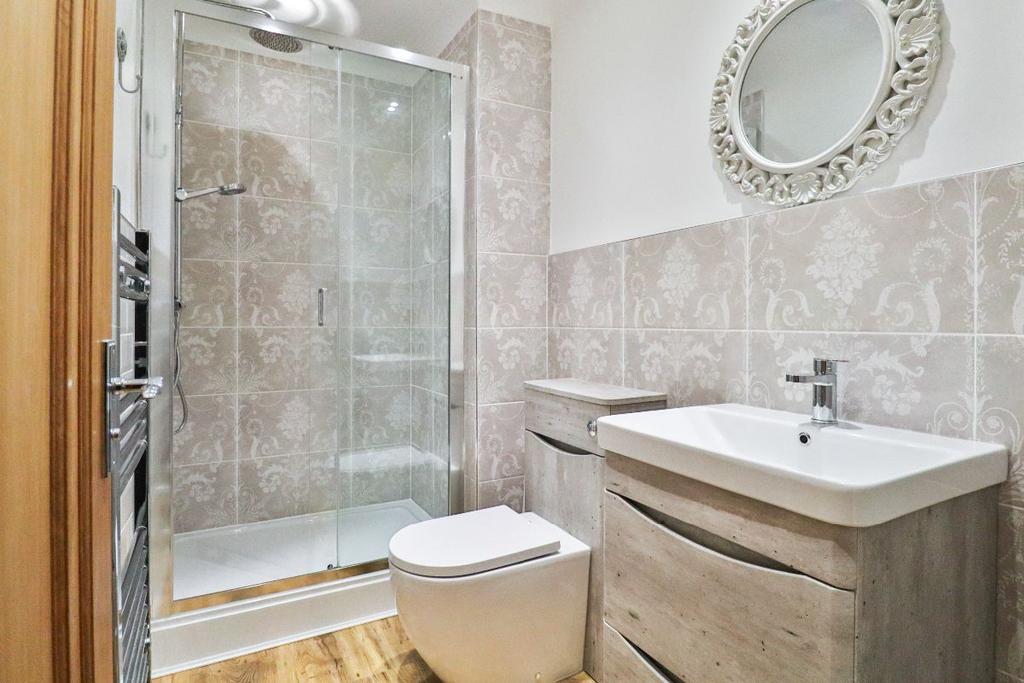 Ensuite 2