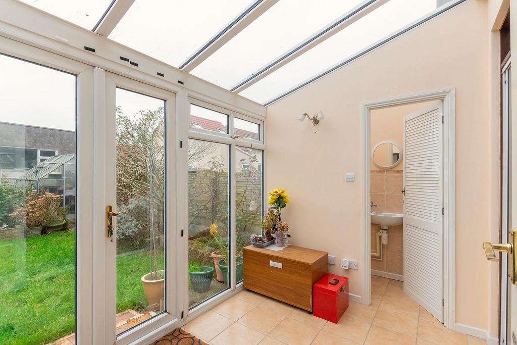 1 F7 A0 HD - Conservatory C.jpg