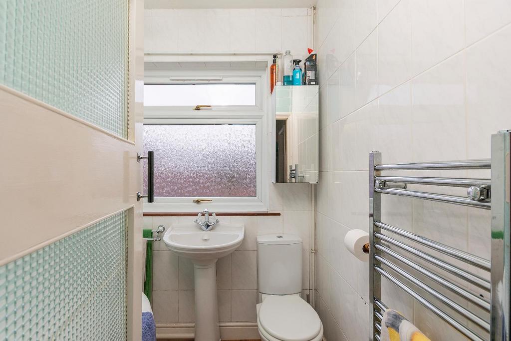 1 F7 A0 HD - Bathroom C.jpg