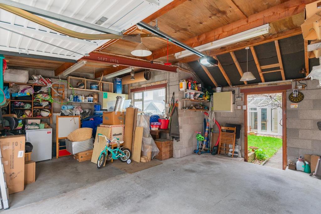1 F7 A0 HD - Garage A.jpg