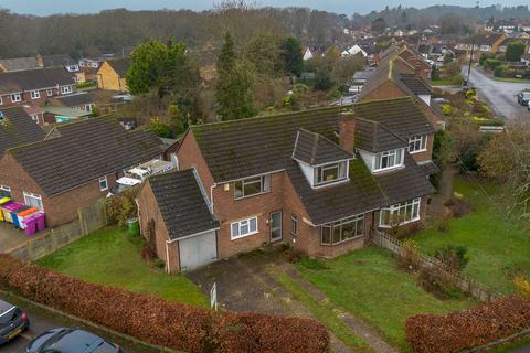 3 bedroom semi-detached house for sale, Green Crescent, Flackwell Heath, HP10
