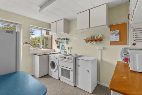 undefined, Green Crescent, Flackwell Heath, HP10