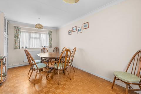 undefined, Green Crescent, Flackwell Heath, HP10