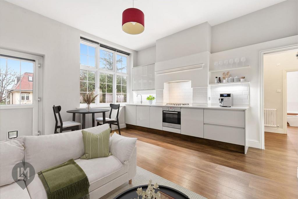 Living/Dining Room
