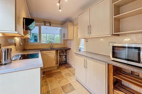 3 bedroom detached house for sale, Mercia Avenue, Kenilworth