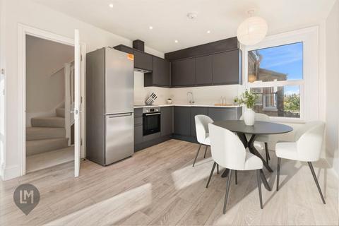4 bedroom maisonette for sale, Revelstoke Road, London