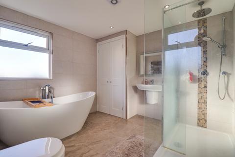 4 bedroom semi-detached house for sale, Florence Road, Woolston