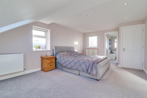 4 bedroom semi-detached house for sale, Florence Road, Woolston