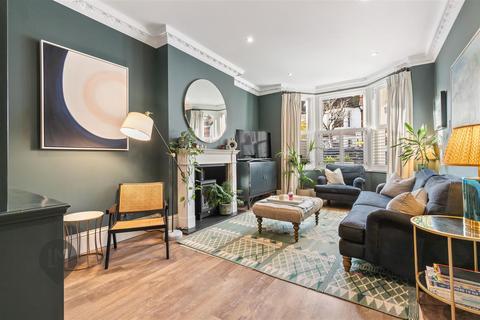 5 bedroom terraced house for sale, Elborough Street, London