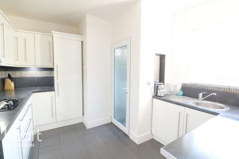 3 bedroom terraced house for sale, The Course, LONDON