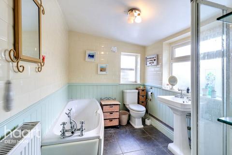 3 bedroom cottage for sale, Dereham Road, Dereham
