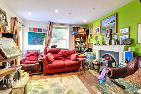 3 bedroom cottage for sale, Dereham Road, Dereham