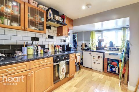 3 bedroom cottage for sale, Dereham Road, Dereham