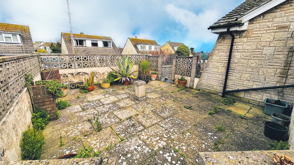 Side garden