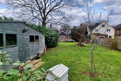3 bedroom bungalow for sale, Hookwood, Horley, Surrey, RH6
