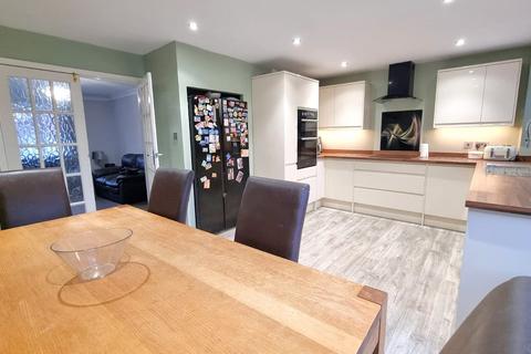 undefined, Horley, Surrey, RH6