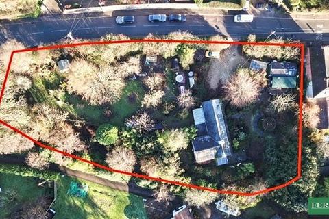 3 bedroom detached house for sale, (and 1 Bed Shepherds Hut), New Road, Blakeney, Gloucestershire. GL15 4DD