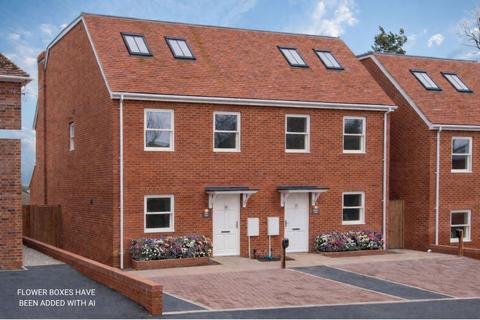 4 bedroom semi-detached house for sale, Waterloo Road, Cranbrook TN17