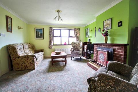 undefined, Abbots Close, Aylsham