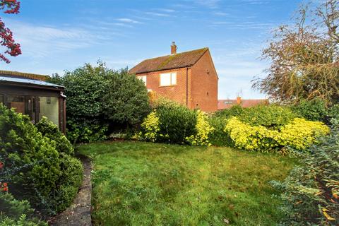 3 bedroom detached house for sale, Abbots Close, Aylsham