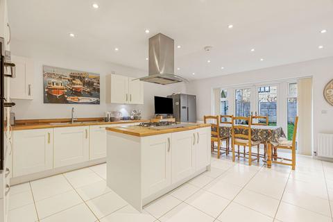 5 bedroom detached house for sale, Clover Drive, Cheltenham, GL52 3JR