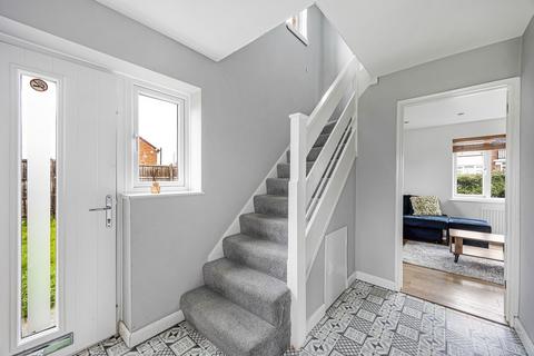 3 bedroom end of terrace house for sale, Longlands Road, Bishops Cleeve, Cheltenham, GL52 8JP