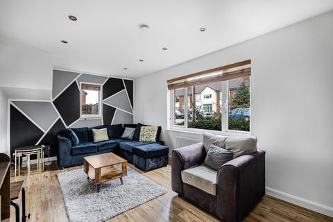 3 bedroom end of terrace house for sale, Longlands Road, Bishops Cleeve, Cheltenham, GL52 8JP
