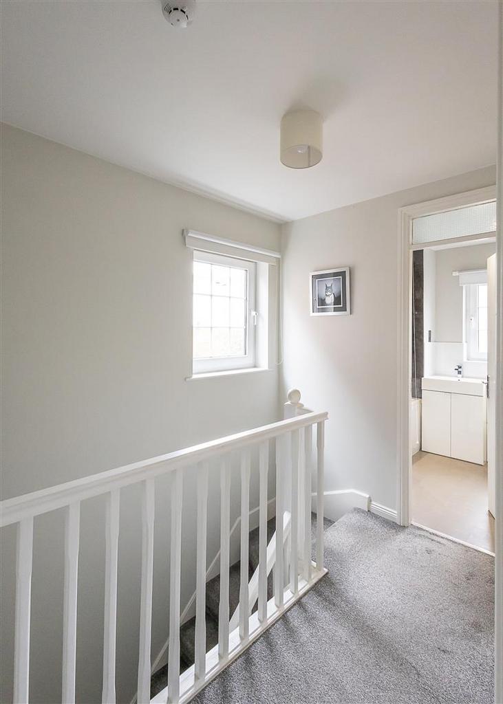 2nd Floor Landing