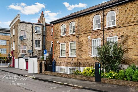 2 bedroom terraced house for sale, Devonshire Drive, Greenwich, SE10