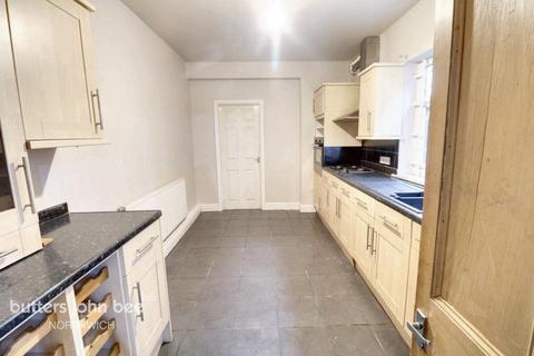 3 bedroom terraced house for sale, Church Road, Northwich