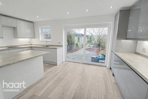 3 bedroom semi-detached house for sale, Llantarnam Road, Cwmbran