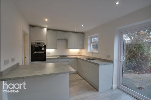 3 bedroom semi-detached house for sale, Llantarnam Road, Cwmbran