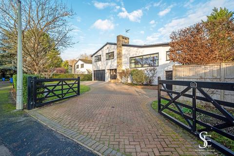 4 bedroom detached house for sale, The Rushes, Maidenhead, SL6