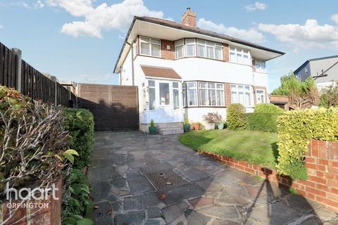 3 bedroom semi-detached house for sale, North Drive, Orpington
