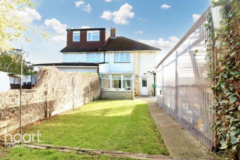 3 bedroom semi-detached house for sale, North Drive, Orpington
